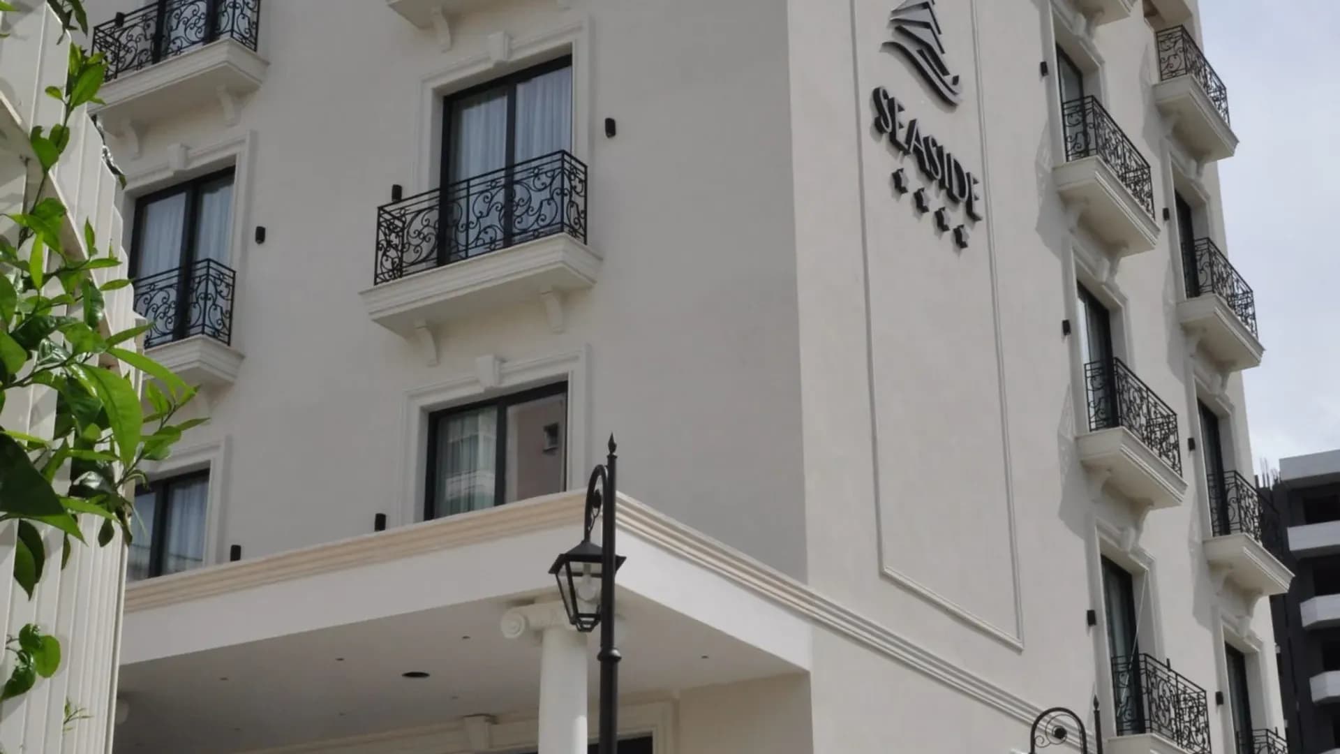 Seaside Hotel Vlorë — Albanian Riviera