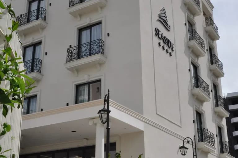 Seaside Hotel Vlorë — Albanian Riviera